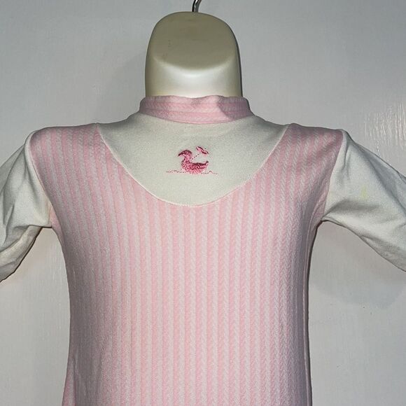 Vtg 60s/70s pink/white knit infant onesie footie with embroidered duck on neck - Picture 2 of 7